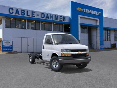 New 2025 Chevrolet Express 3500 w/ Power Convenience Package