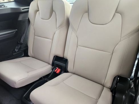 New 2026 Volvo XC90 B6 Plus w/ Protection Package Premier image 16