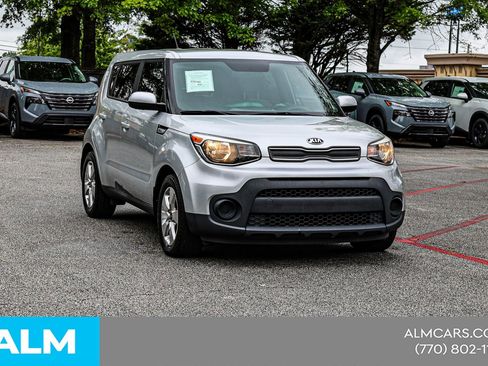 Used 2017 Kia Soul FWD image 6