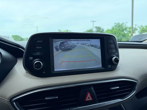 Used 2020 Hyundai Santa Fe SEL FWD image 17