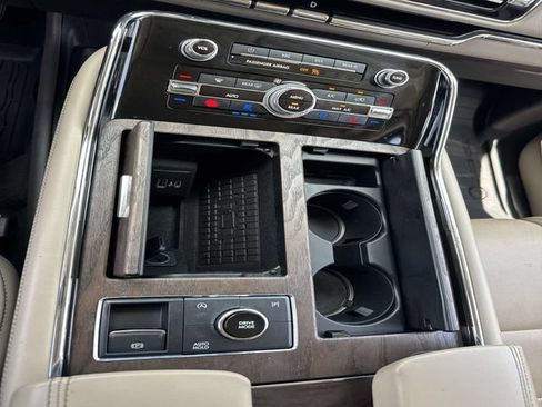 Used 2023 Lincoln Navigator L Reserve AWD/4WD image 26