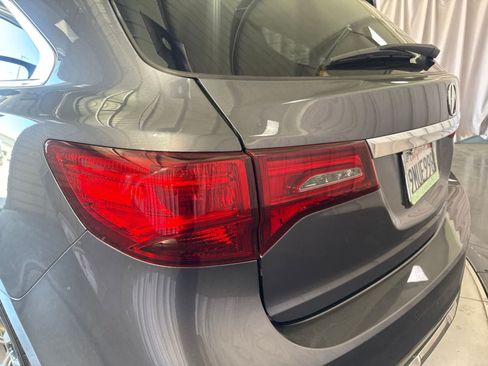 Used 2020 Acura MDX FWD w/ Advance Package image 13