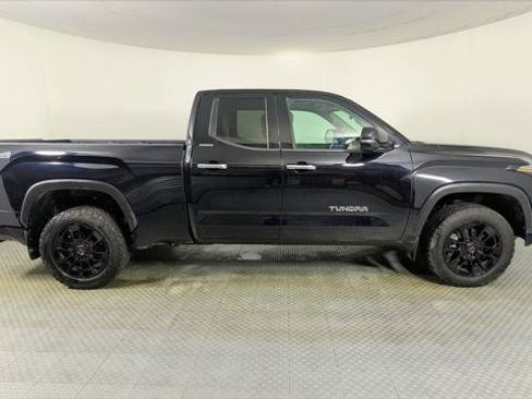 Used 2022 Toyota Tundra Limited w/ TRD Off-Road Package AWD/4WD image 8