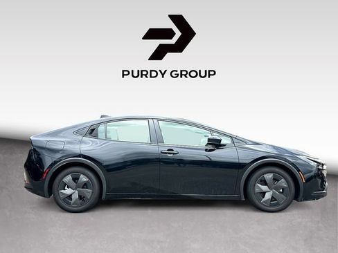 Used 2025 Toyota Prius Plug-In Hybrid FWD image 9