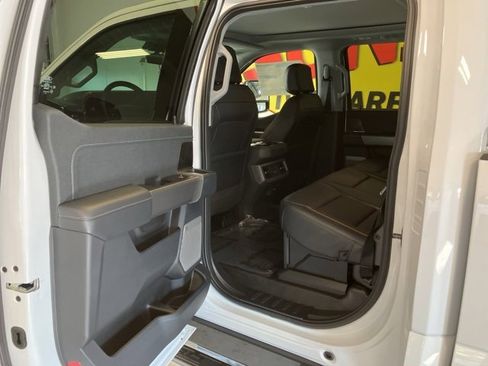 New 2026 Ford F350 Lariat image 16