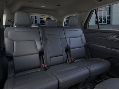 New 2025 Ford Explorer Active w/ Active Comfort Package image 11