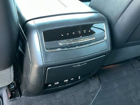 Used 2023 Cadillac Escalade V AWD/4WD image 7