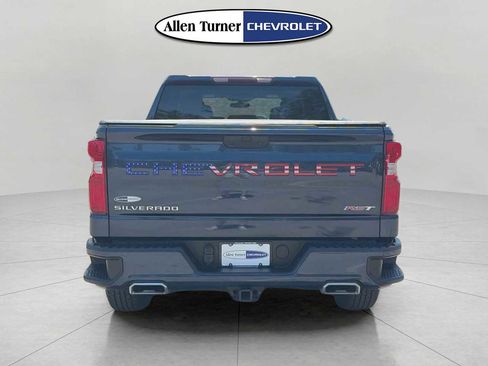 Used 2022 Chevrolet Silverado 1500 RST w/ Z71 Off-Road Package AWD/4WD image 5