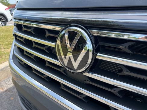 Used 2026 Volkswagen Atlas SE w/ Panoramic Sunroof Package FWD image 10