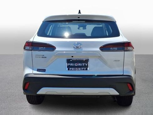 Used 2026 Toyota Corolla Cross L AWD/4WD image 5