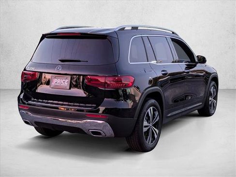 Certified 2025 Mercedes-Benz GLB 250 image 5