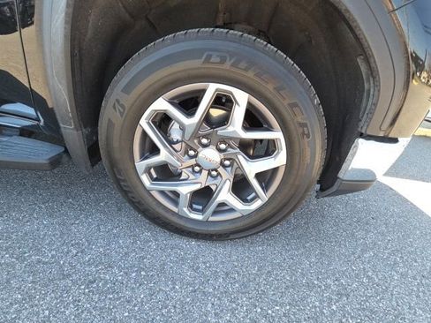 Used 2022 GMC Sierra 1500 SLT image 5