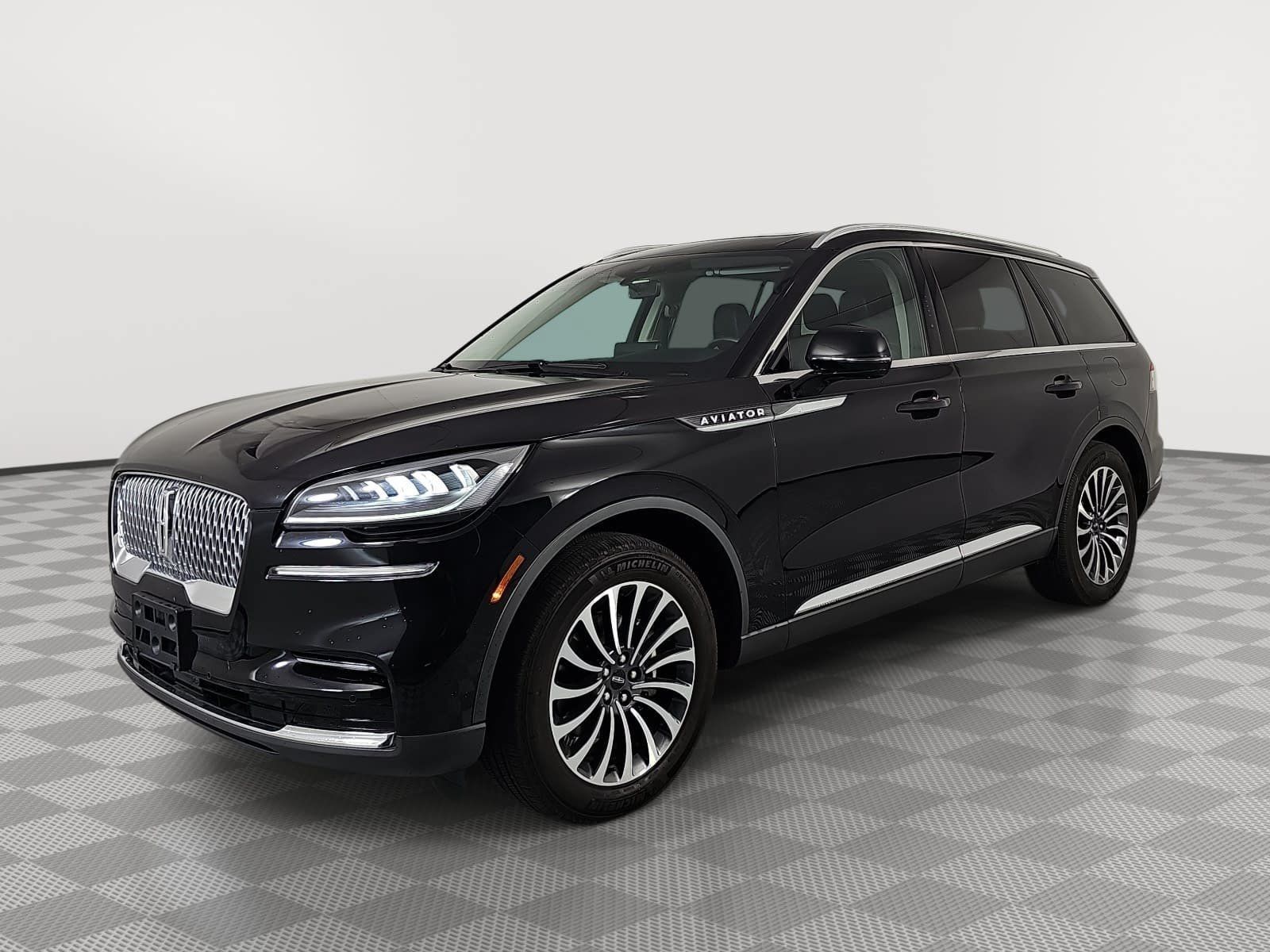 Used 2024 Lincoln Aviator Reserve RWD image 4