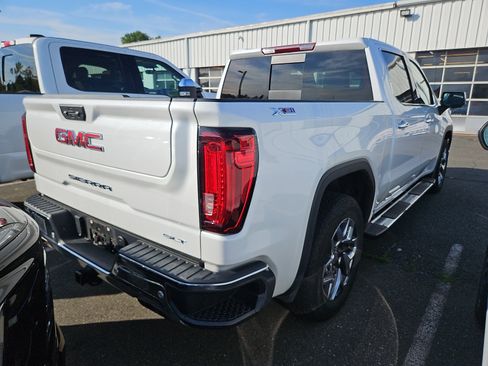 Used 2024 GMC Sierra 1500 SLT w/ SLT Premium Plus Package AWD/4WD image 8