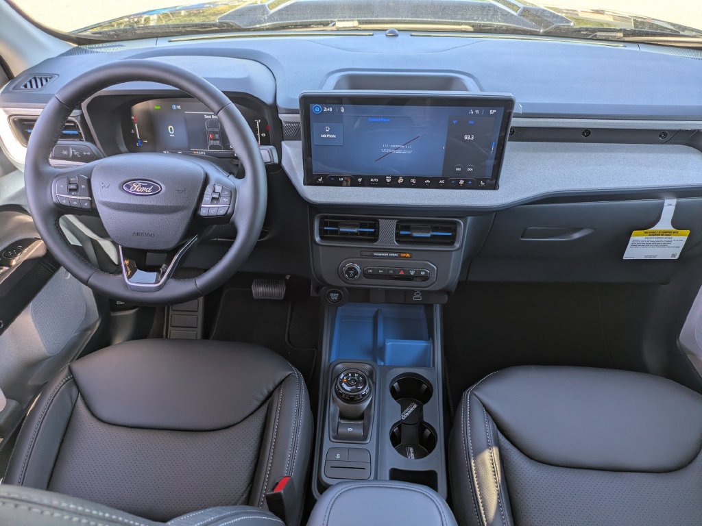 New 2026 Ford Maverick XLT w/ XLT Luxury Package FWD image 16