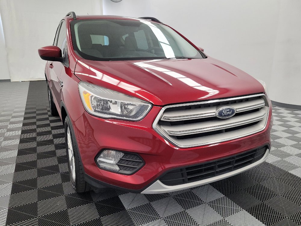 Used 2018 Ford Escape SE w/ SE Sync 3 Package FWD image 14