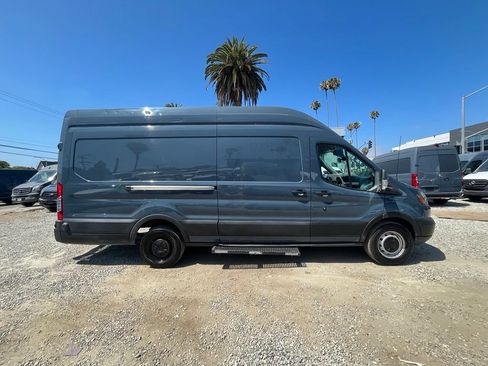 Used 2019 Ford Transit 250 148 High Roof Extended RWD image 4
