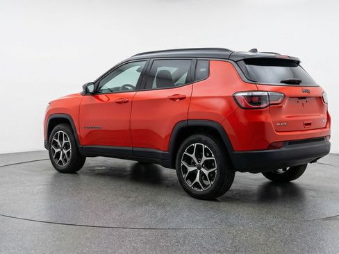 Used 2025 Jeep Compass Limited AWD/4WD image 6