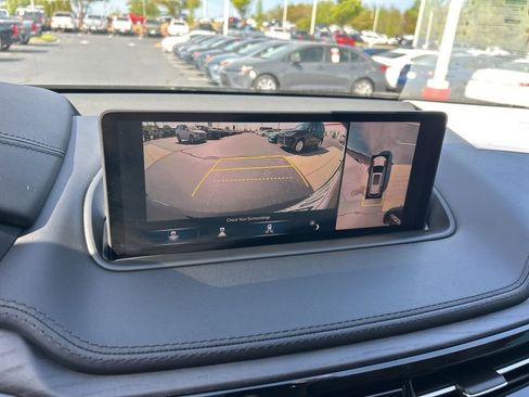 Used 2024 Acura MDX SH-AWD w/ Advance Package image 14