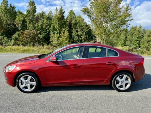 Used 2013 Volvo S60 T5 Premier image 16