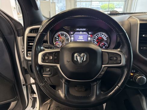 Used 2020 RAM 1500 Big Horn AWD/4WD image 17
