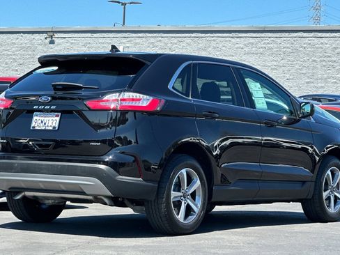 Certified 2023 Ford Edge SEL w/ Convenience Package AWD/4WD image 5