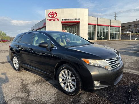 Used 2012 Toyota Venza LE w/ LE Convenience Pkg image 3