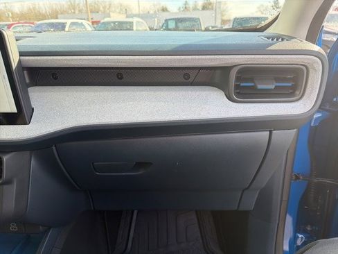 Used 2025 Ford Maverick XLT w/ Equipment Group 302A image 44