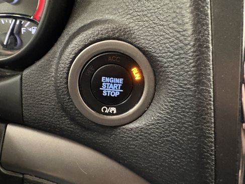 Used 2018 Dodge Journey Crossroad AWD/4WD image 18