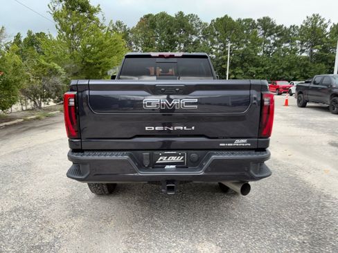 Certified 2025 GMC Sierra 2500 Denali Ultimate AWD/4WD image 14