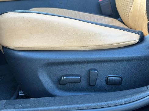 Used 2023 Nissan Sentra SV w/ SV Premium Package image 13