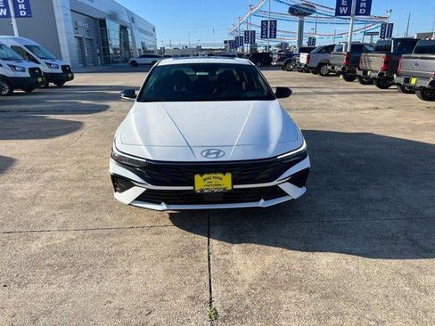 New 2026 Hyundai Elantra SEL Sport Premium FWD image 37
