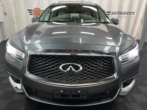 Used 2018 INFINITI QX60 Luxe w/ Deluxe Technology Package AWD/4WD image 3