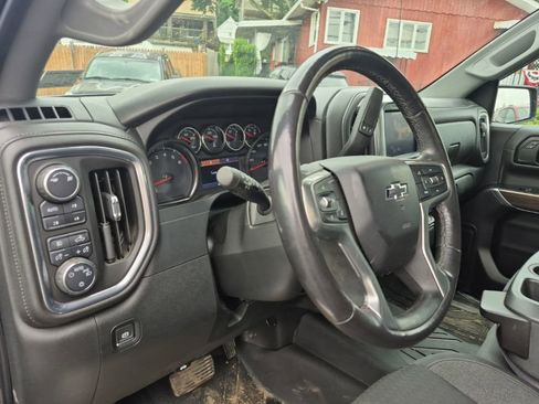 Used 2019 Chevrolet Silverado 1500 RST AWD/4WD image 10