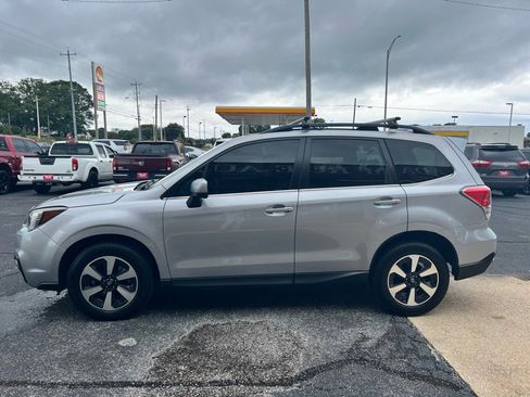 Used 2017 Subaru Forester 2.5i Limited image 5