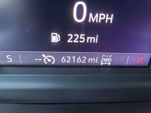 Used 2021 Chevrolet Silverado 1500 LT image 35