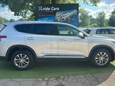 Used 2019 Hyundai Santa Fe SEL w/ Cargo Package AWD/4WD image 8