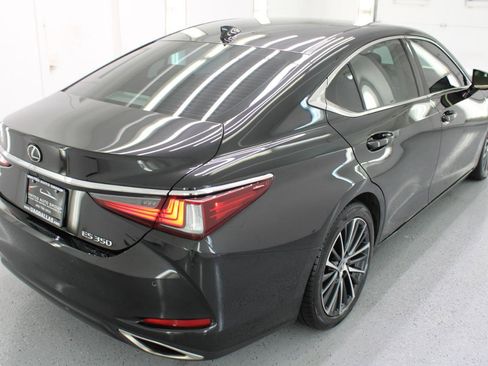 Used 2022 Lexus ES 350 w/ Premium Package FWD image 9