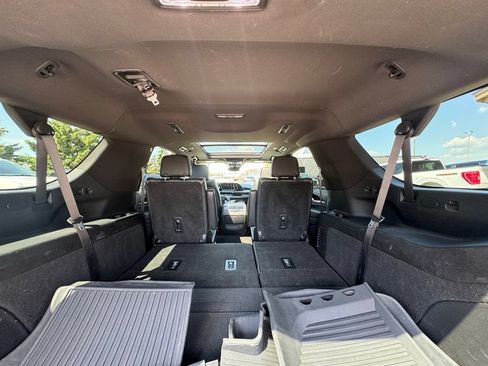 Used 2021 Cadillac Escalade ESV Sport AWD/4WD image 43