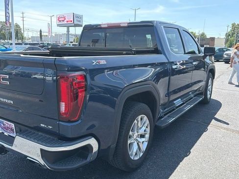 Used 2022 GMC Sierra 1500 SLT w/ SLT Premium Plus Package AWD/4WD image 5