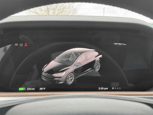 Used 2023 Tesla Model X image 16