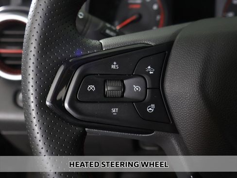 Used 2025 Chevrolet Trax RS image 5