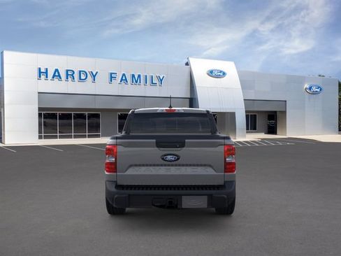 New 2026 Ford Maverick XLT w/ XLT Luxury Package FWD image 5