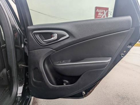 Used 2015 Chrysler 200 C w/ Sun/Sound Group image 17