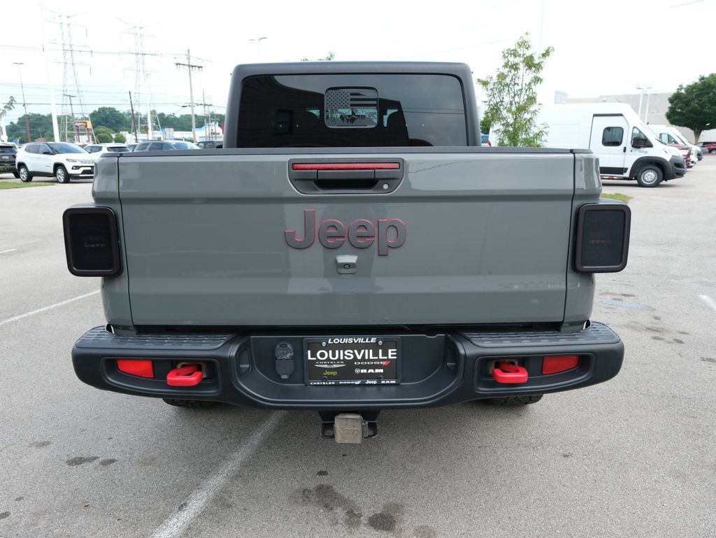 Used 2023 Jeep Gladiator Rubicon w/ Cold Weather Group AWD/4WD image 8