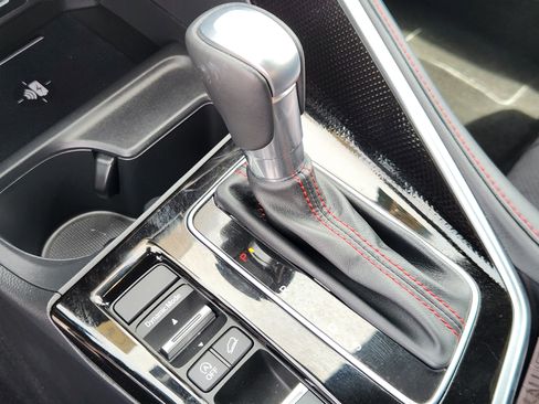 Used 2025 Acura ADX A-Spec image 12