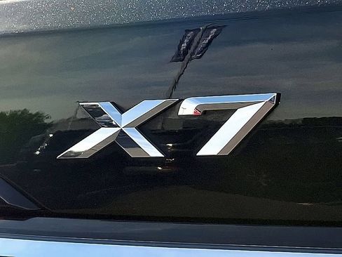 Used 2023 BMW X7 xDrive40i AWD/4WD image 31