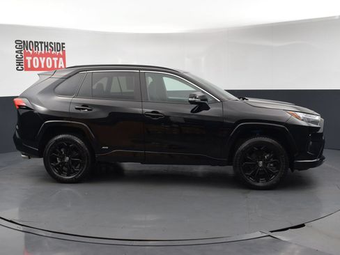 Used 2024 Toyota RAV4 SE AWD/4WD image 5