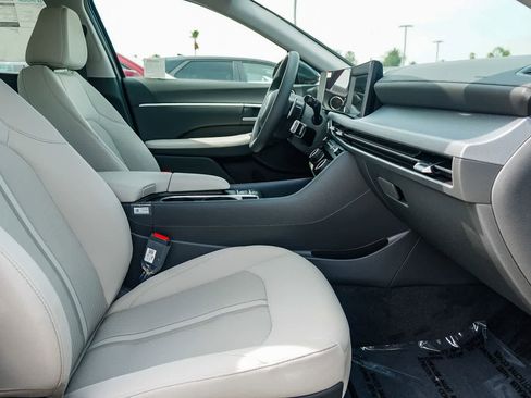 Certified 2025 Hyundai Sonata SEL image 18