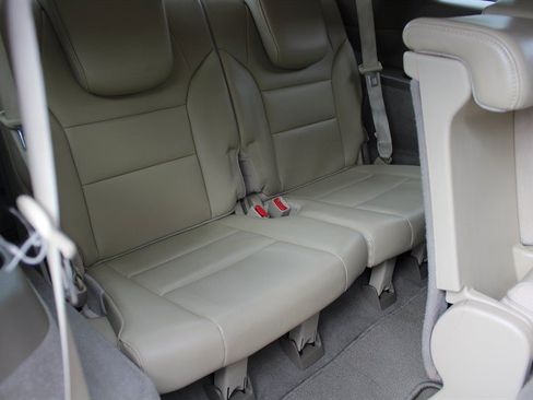 Used 2013 Acura MDX w/ Technology Package AWD/4WD image 30